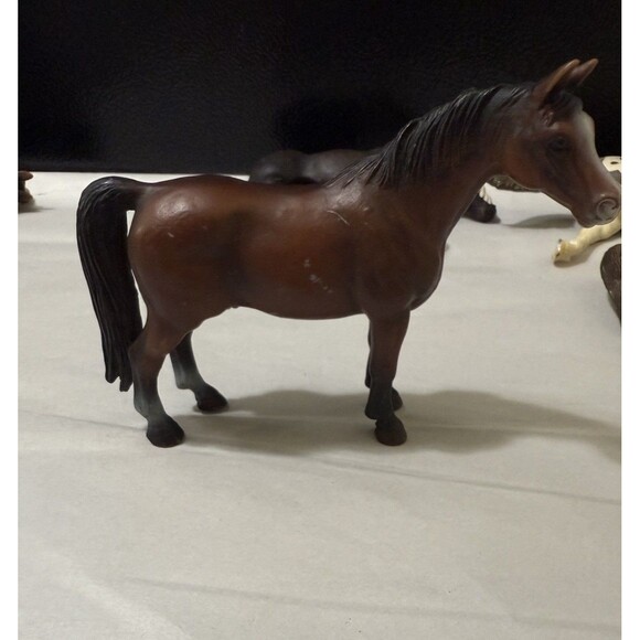 Lot of 8 VTG Schleich Horses Toy Figures Mixed Breeds Years 1998-2009 Retired - Picture 11 of 16